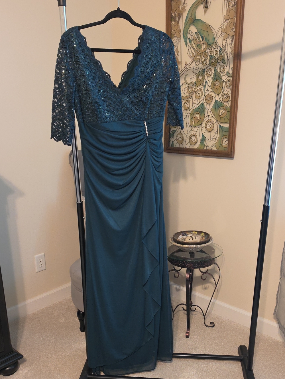 Betsy & Adam Elegant Emerald Green Lace & Sequin Evening Dress NWT 3/4 sleeve